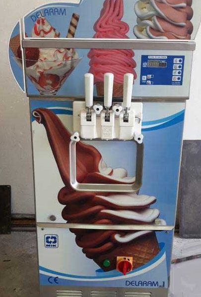 مزیت‌های به‌کارگیری از دستگاه بستنی ساز نیکنام مدل دلارام 3-3